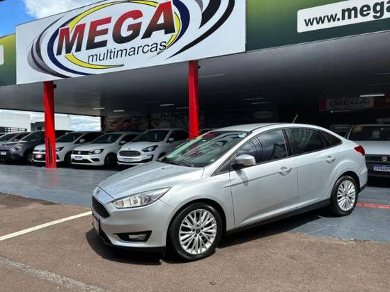 FORD FOCUS 2.0 SE 16V FLEX 4P POWERSHIFT